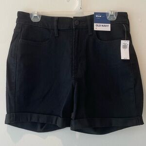 NWT Old Navy Women’s Black Cuffed Jean Shorts Size 8